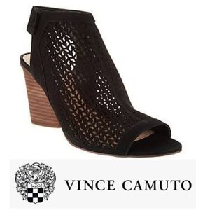 ⚘️Vince Camuto Dastana Peep Toe Sandals